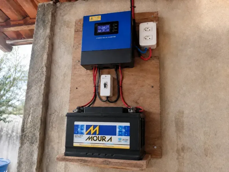 Projeto real de aluno 1 — sistema de energia solar off grid